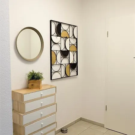Apartment Family + Friends *